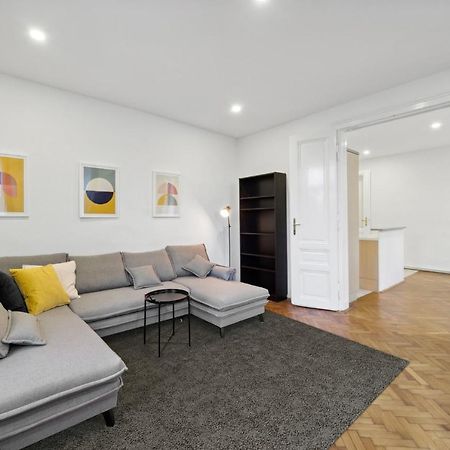 Big Spacious Central Apartment In 비엔나 외부 사진
