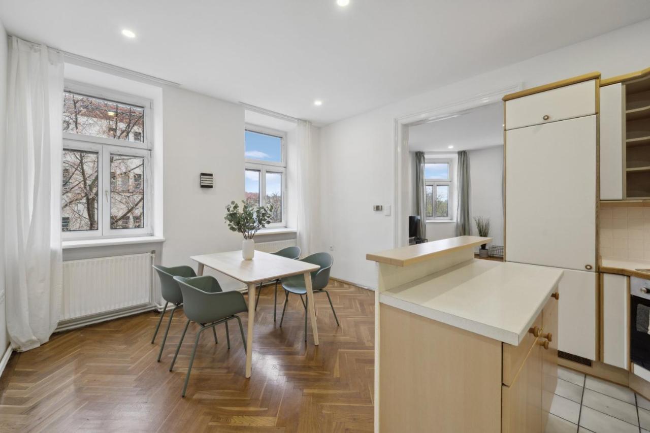 Big Spacious Central Apartment In 비엔나 외부 사진