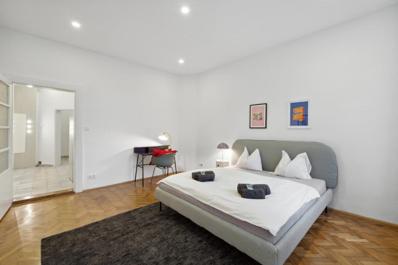 Big Spacious Central Apartment In 비엔나 외부 사진