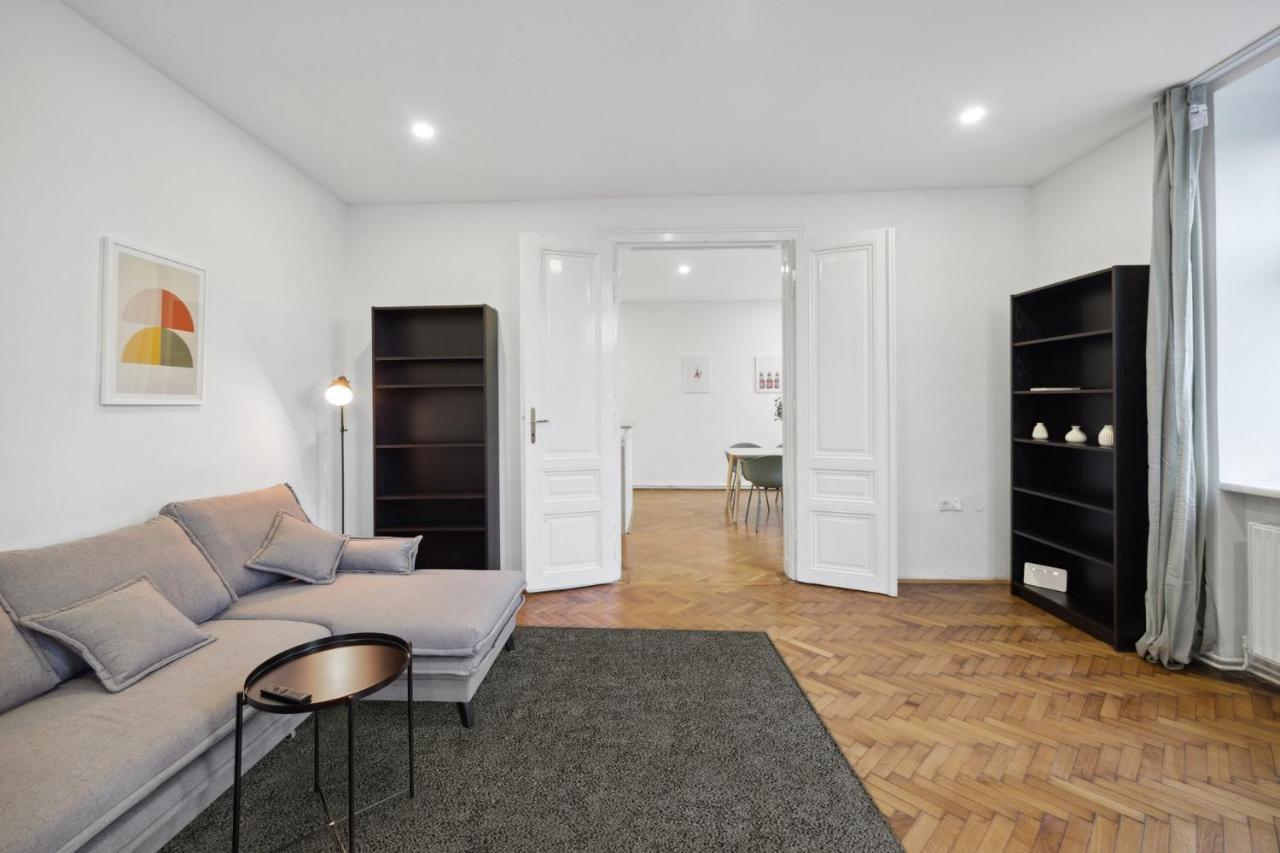 Big Spacious Central Apartment In 비엔나 외부 사진