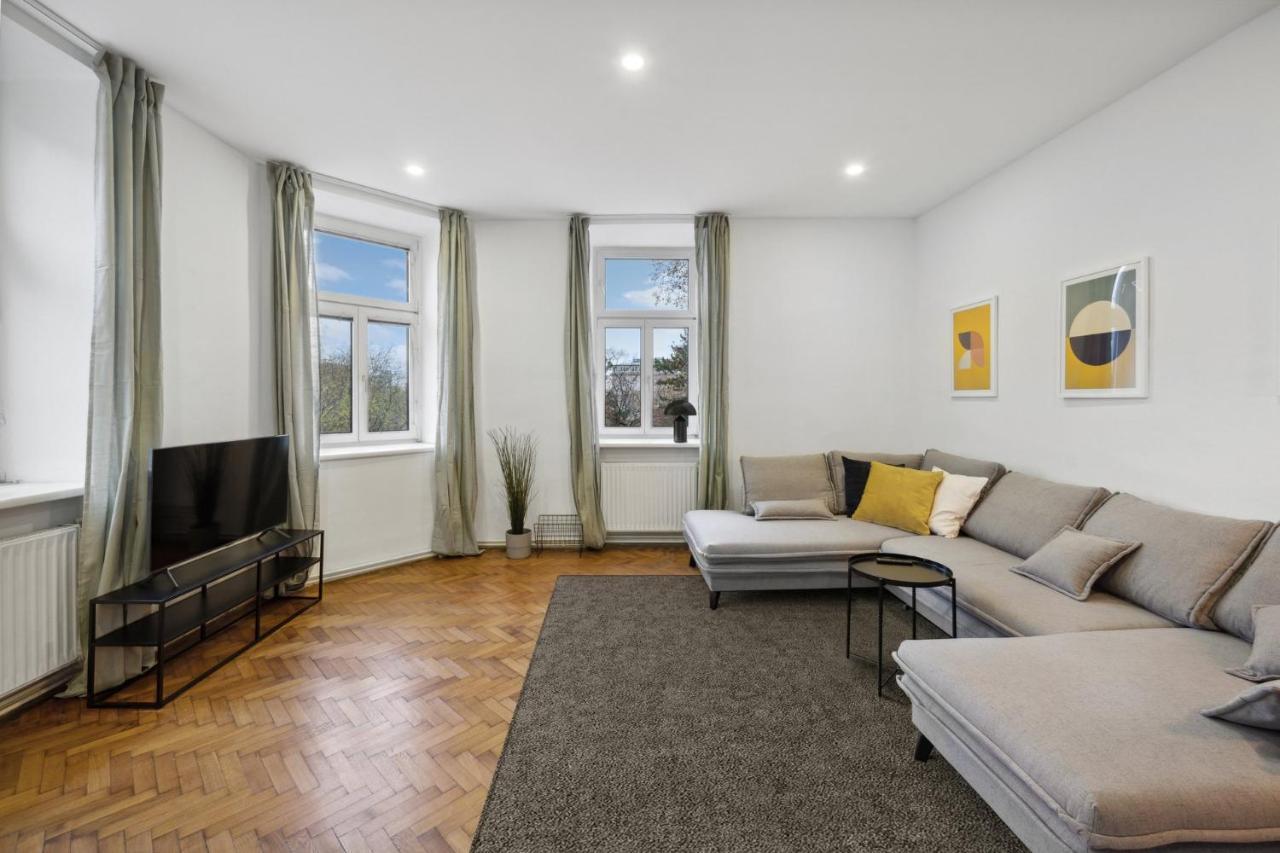 Big Spacious Central Apartment In 비엔나 외부 사진